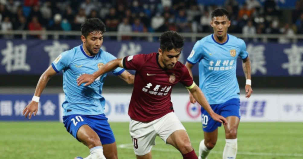 আর্দা তুরানের দ্বিমুখী কূটনীতি: জাতীয় দলের দুয়ার খোলা, শাখতারের প্রতি প্রতিশ্রুতি শর্তসাপেক্ষ