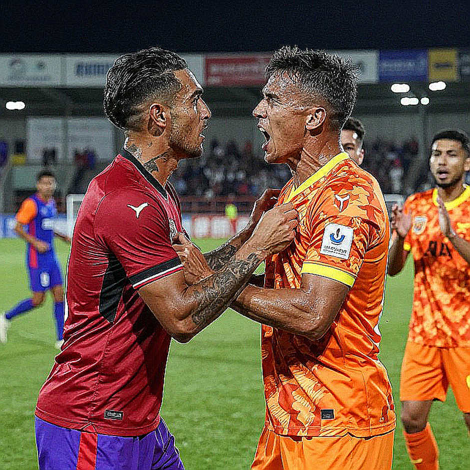 খালি খবরের ভিড়ে ভরা খাতা: ট্রান্সফার উইন্ডোতে সত্য যাচাইয়ের নয় মাত্রা