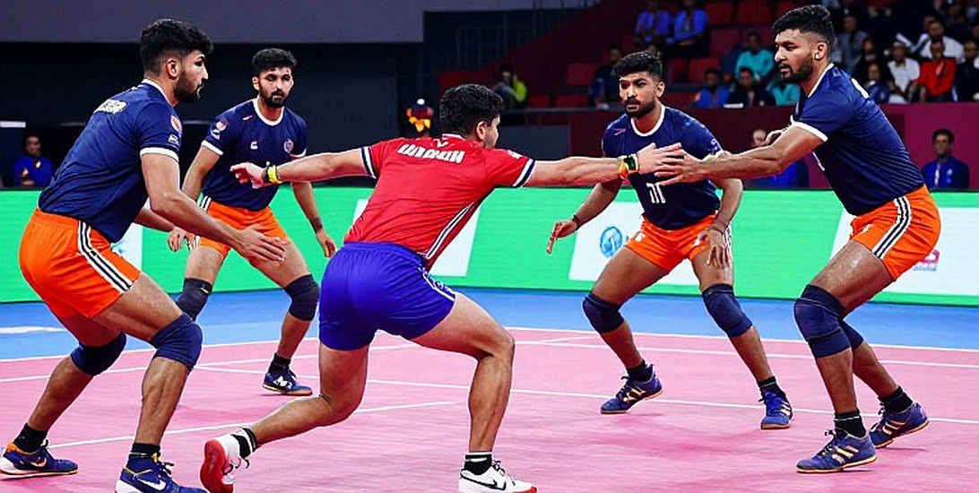 হাই-ফ্লায়ার পবন শেরাওয়াত: ৪৯-২৪ স্কোরলাইনের পিছনে লুকানো ভারতের টাইটেল ডিফেন্সের আসল ফাটল