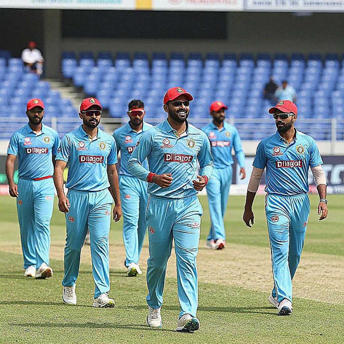 যে কাগজ স্টেডিয়াম খালি করে: ক্রিকেটের অদৃশ্য ট্রান্সফার উইন্ডোর ভেতরের হিসাব